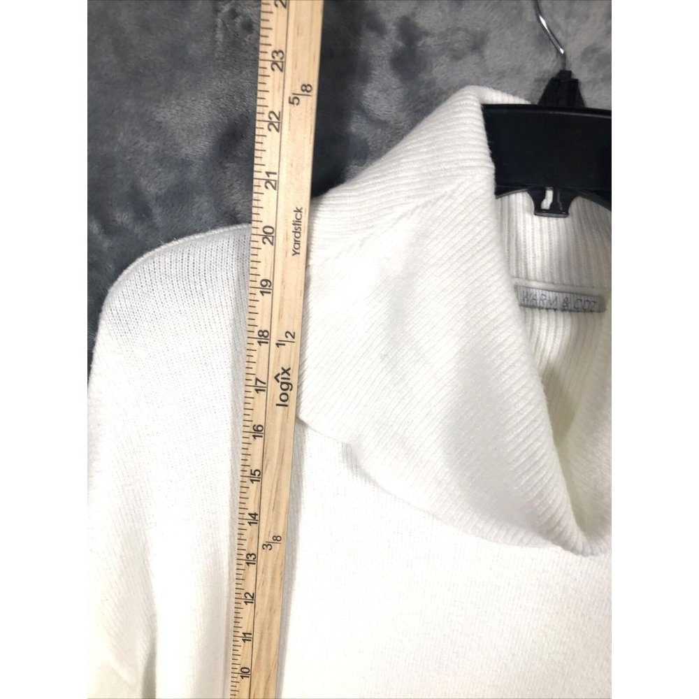 Warm And Cozy Lifestyle Sweater Woman's Adult Medium - Picture 12 of 15